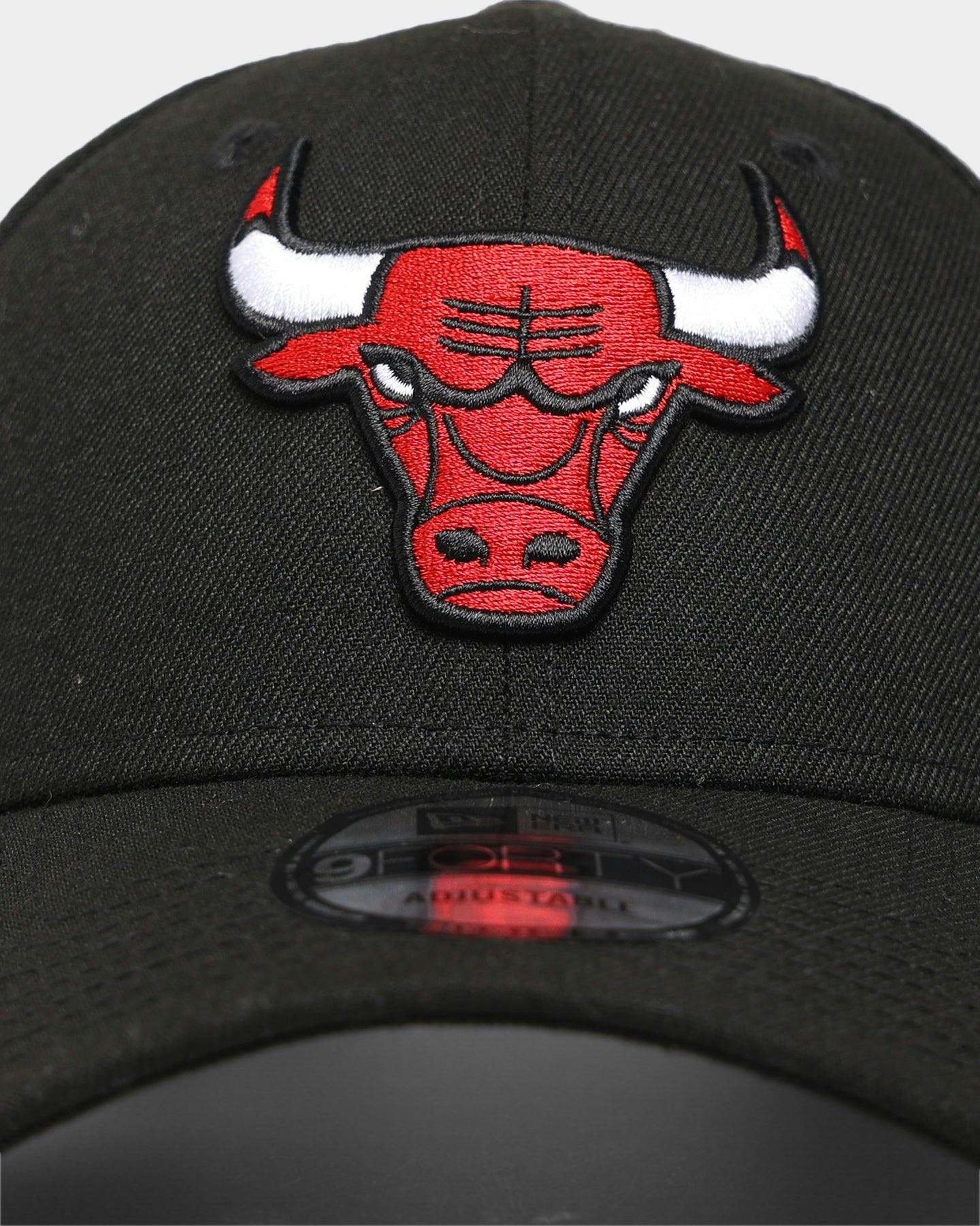 New Era Chicago Bulls 9FORTY Strapback Black/Red | Culture Kings NZ