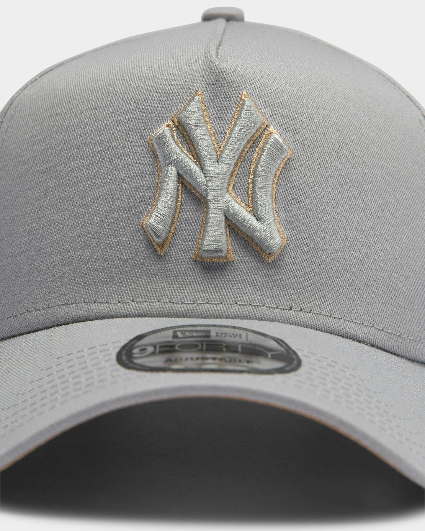 New Era New York Yankees 9forty A Frame Uv Snapback Greywheat