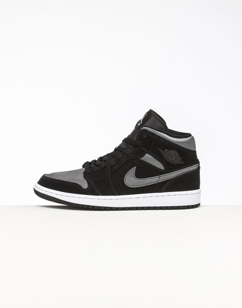 air jordan 1 mid se air jordan 1 mid se