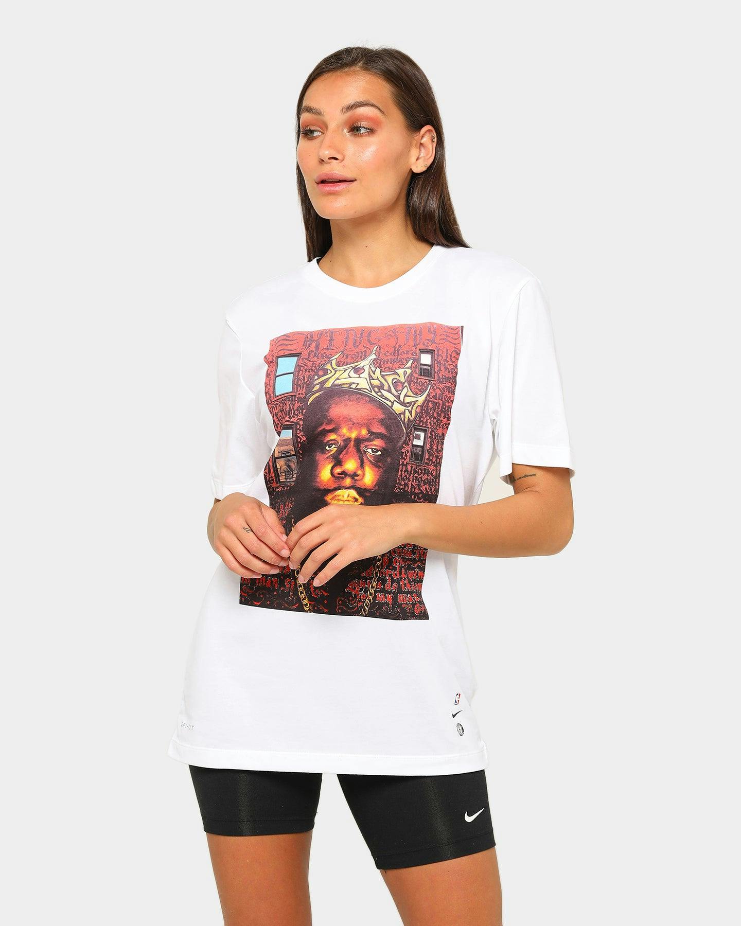 Download Nike Men's Brooklyn Nets Biggie Mural Short Sleeve T-Shirt ...