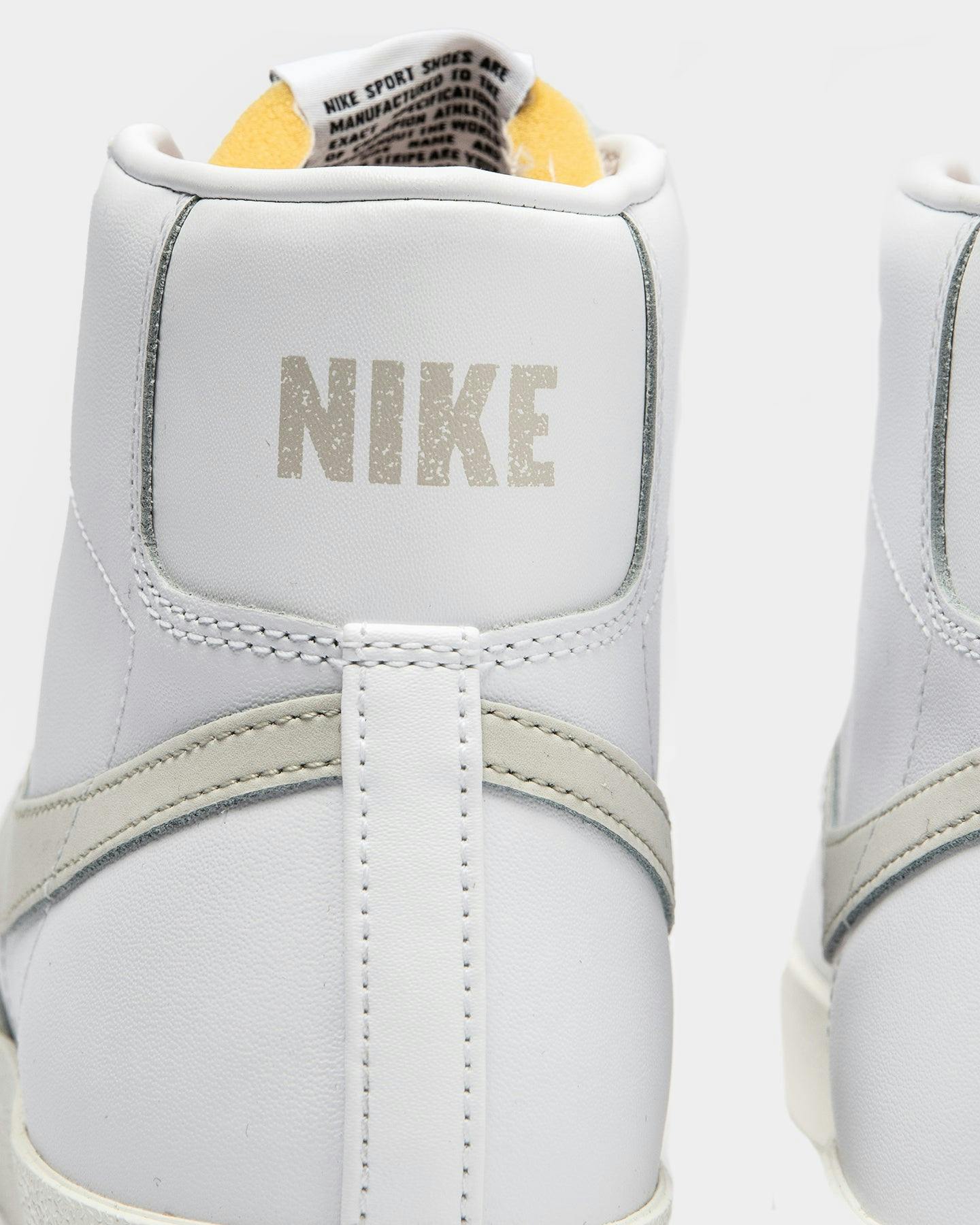 Nike Men's Blazer Midd '77 Vintage White/Bone | Culture Kings NZ