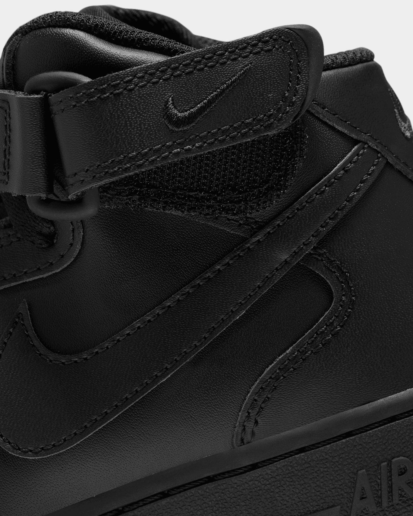 Nike Kids' Air Force 1 Mid LE Black/Black