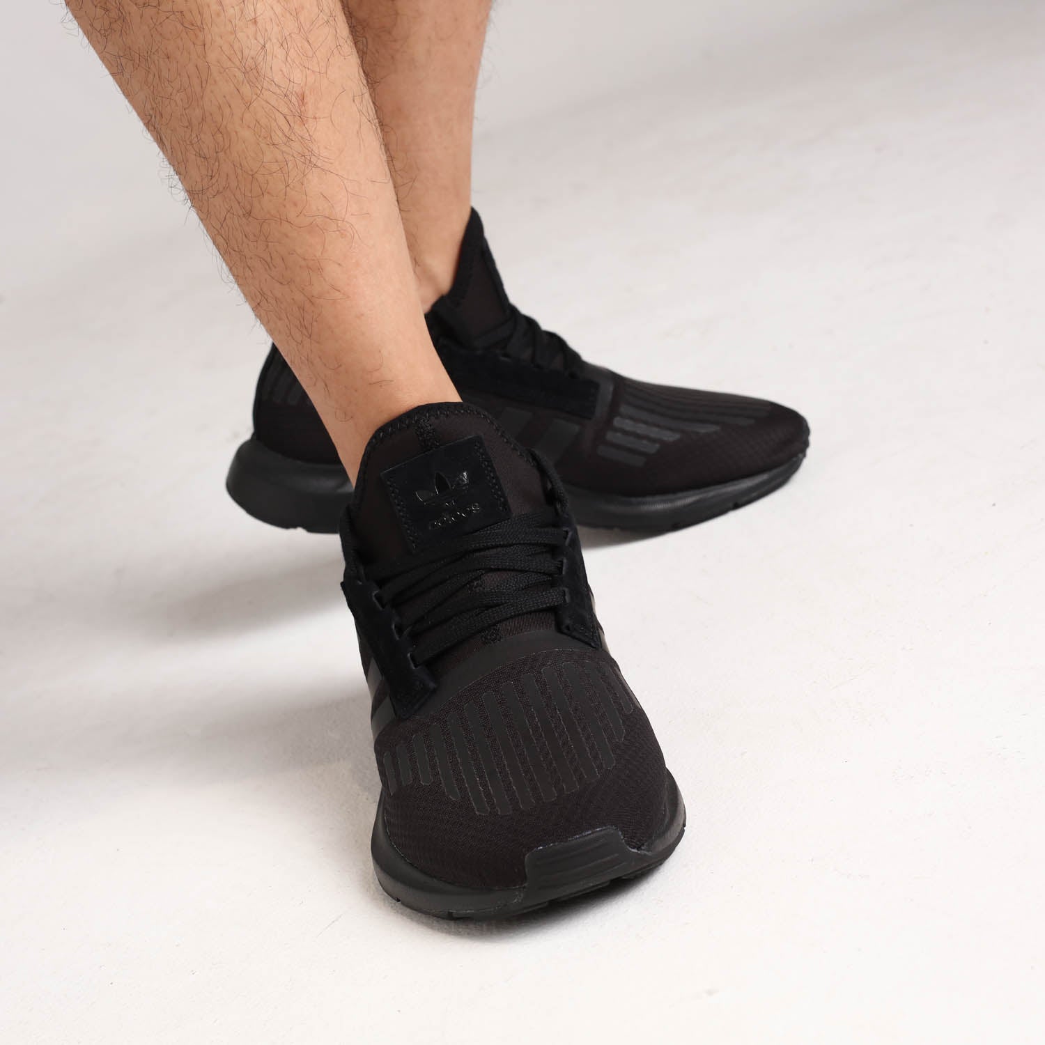 adidas swift run black black
