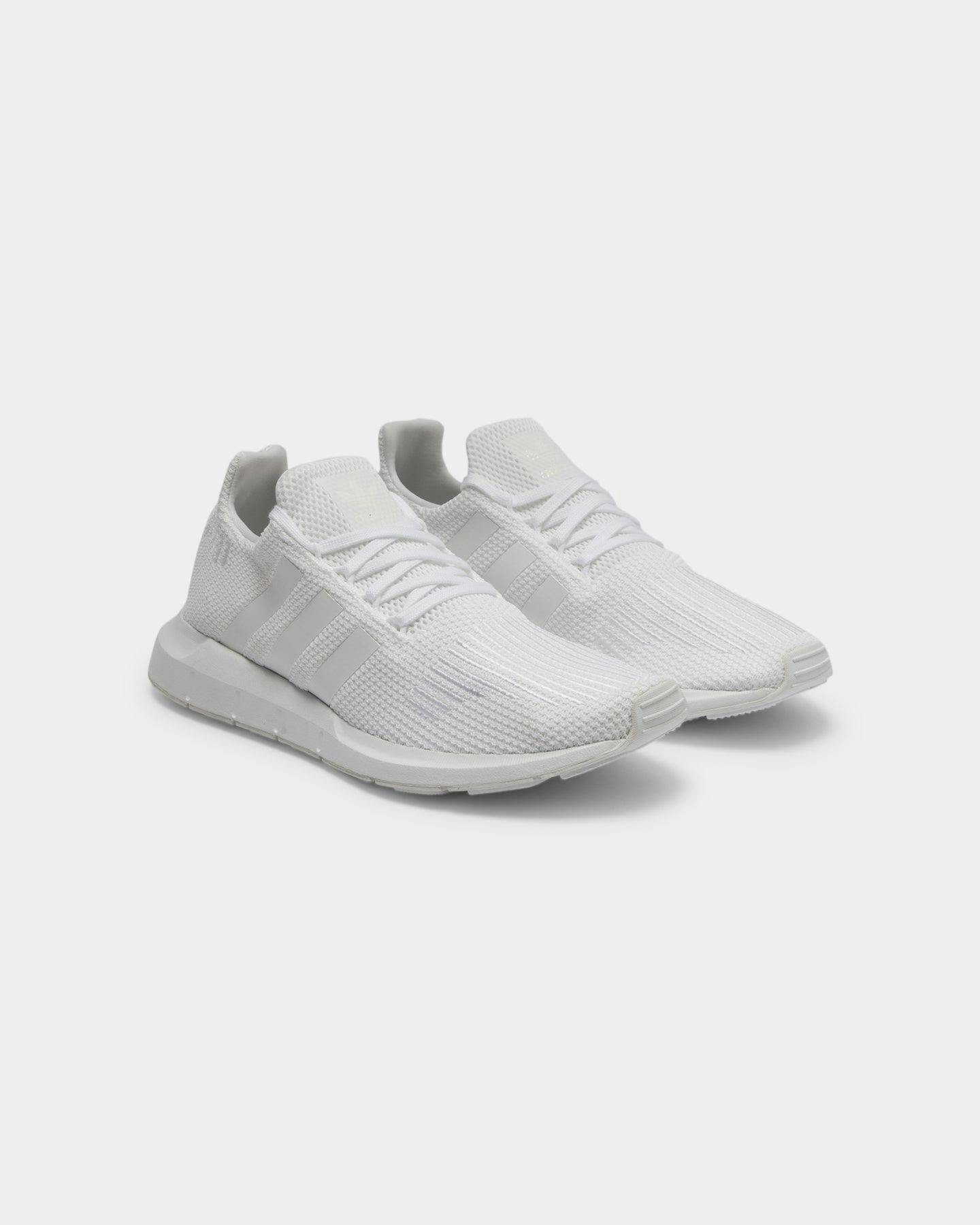 adidas women's swift run white black carbon