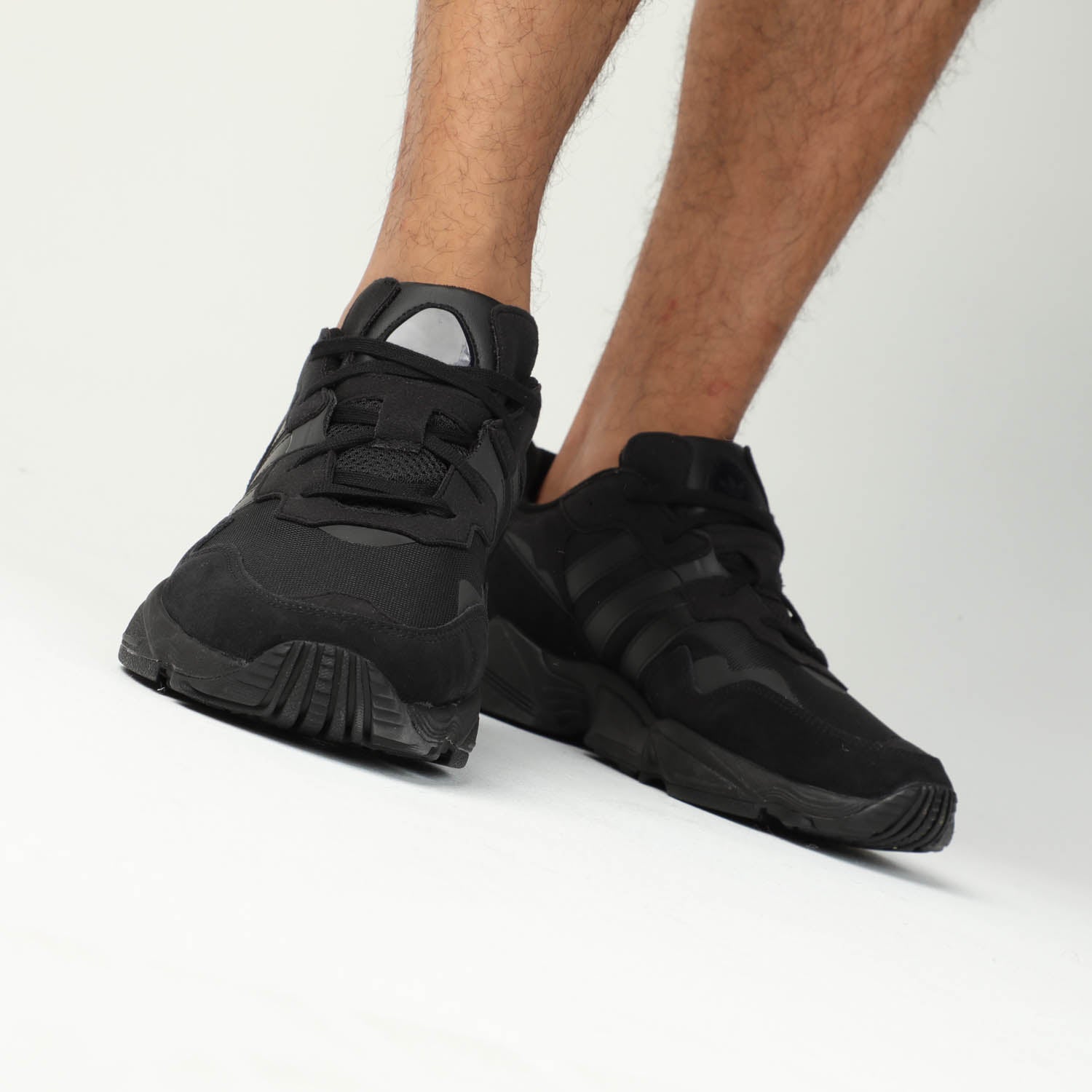 adidas yung 96 full black