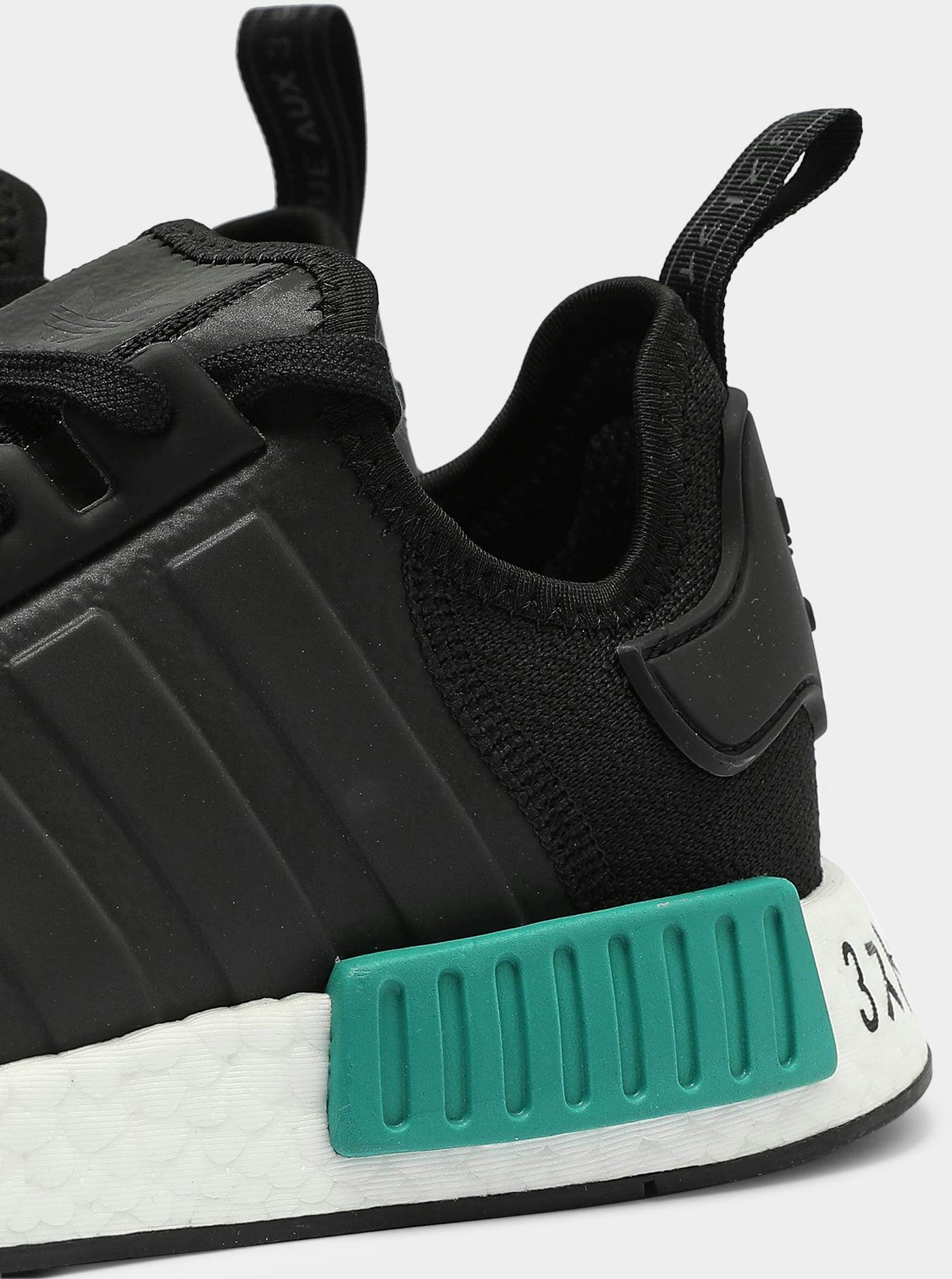 nmd r1 black red green