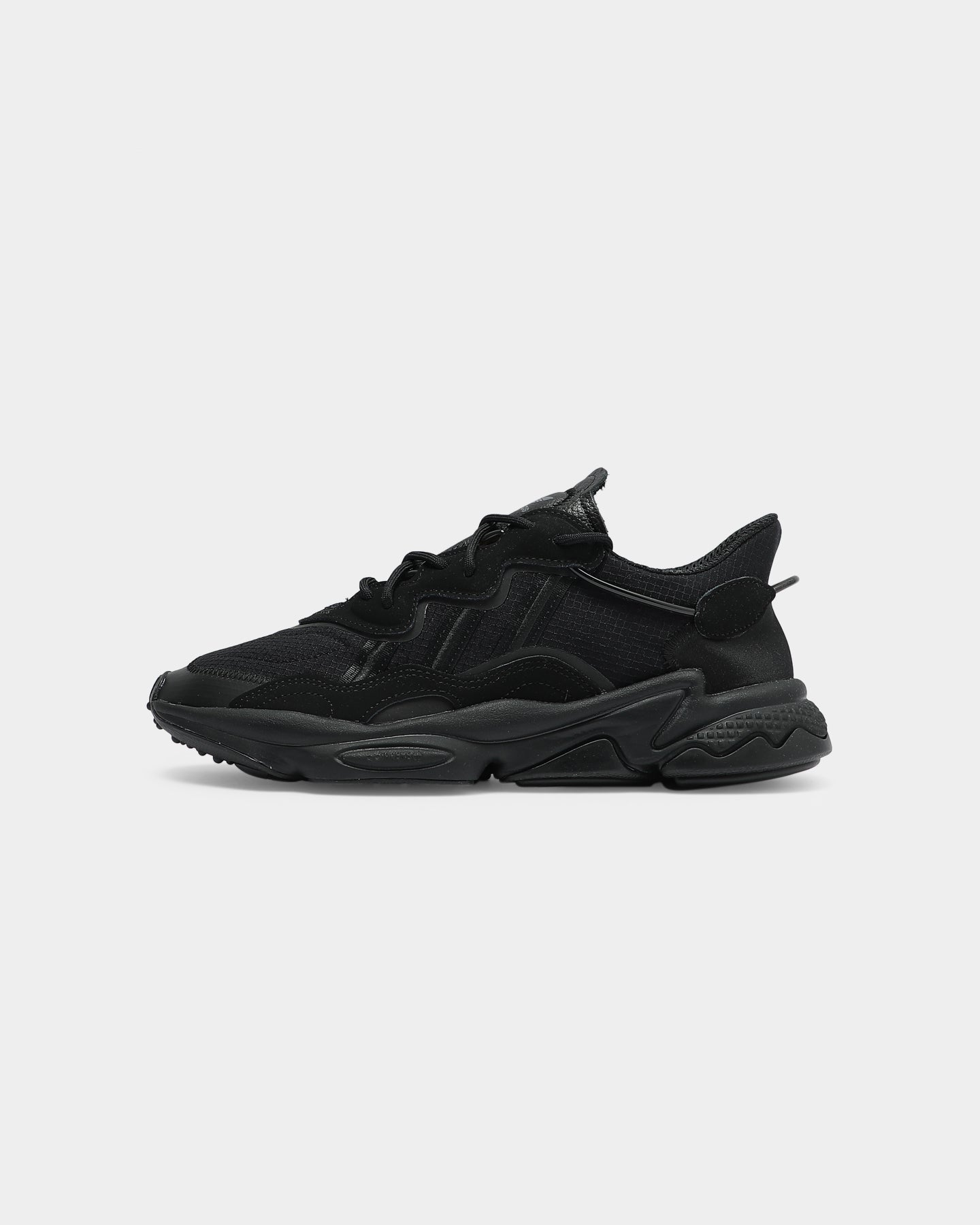 all black ozweego