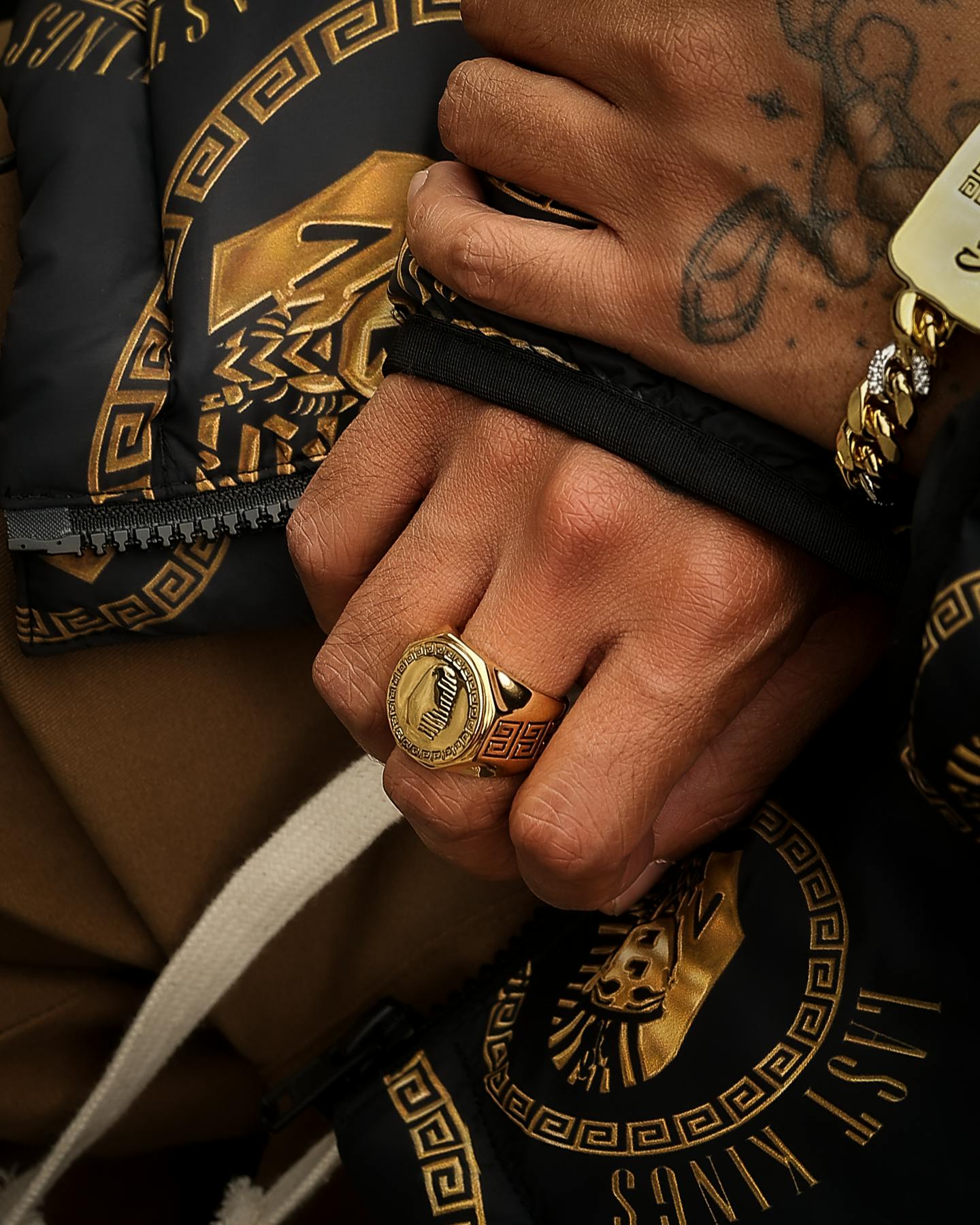 Last Kings Battalion Ring Gold | Culture Kings NZ