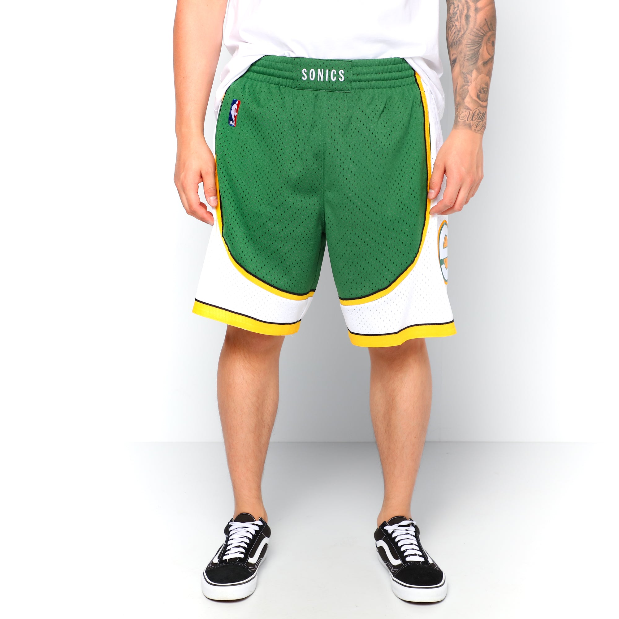 mitchell and ness seattle supersonics shorts