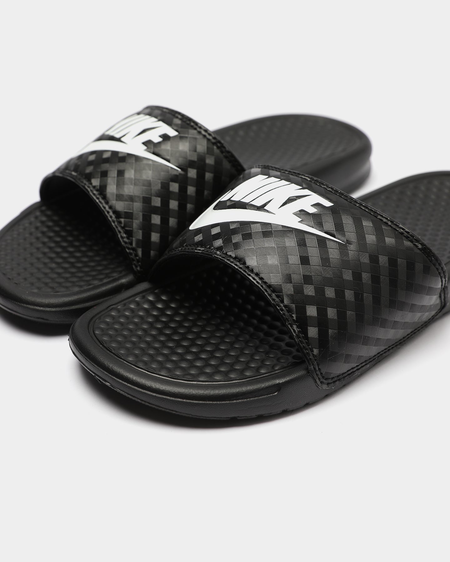 nike benassi slides nz