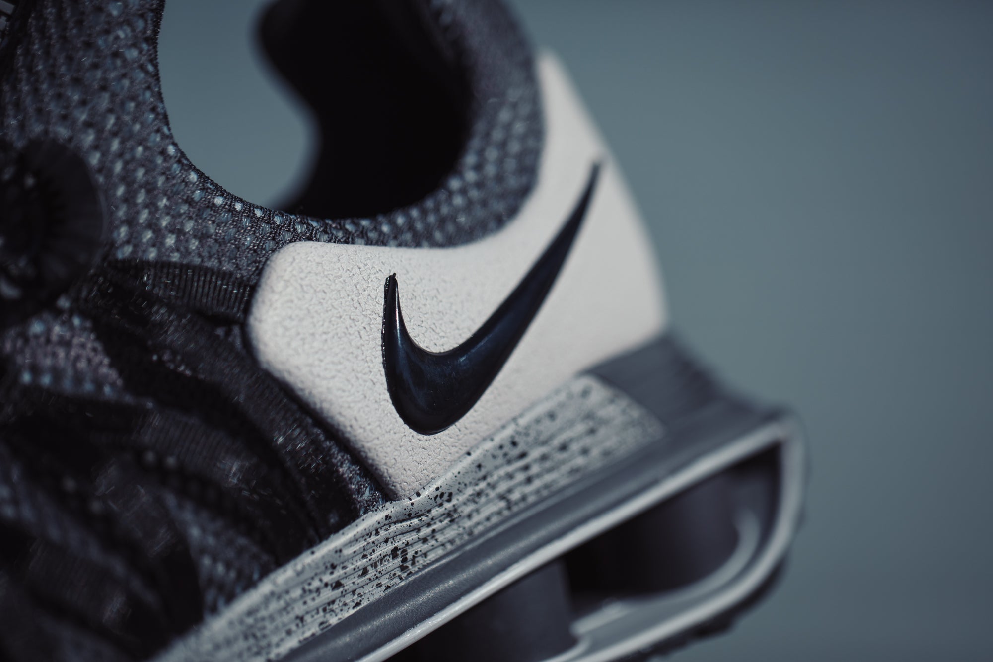 nike shox gravity atmosphere grey