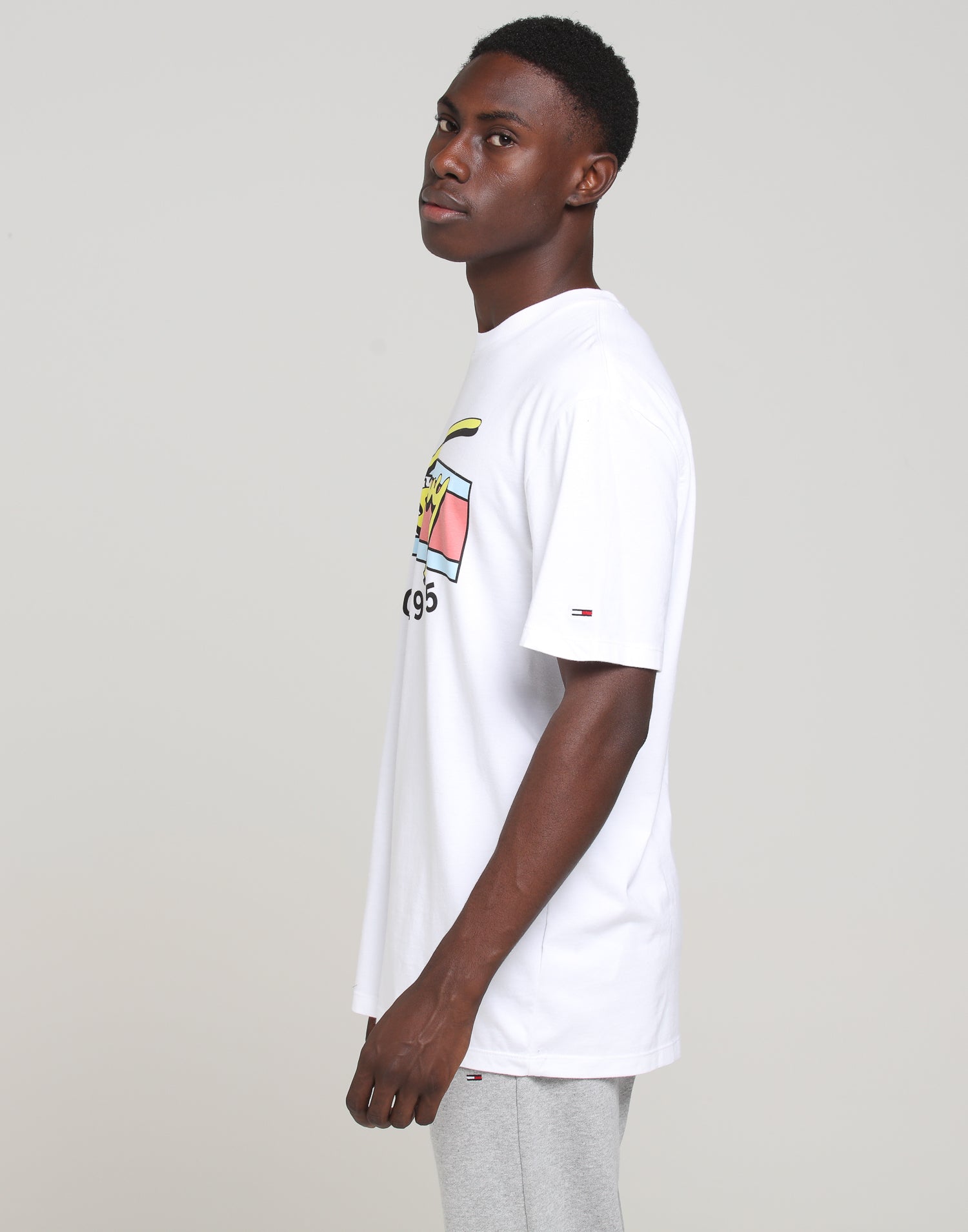 tommy jeans neon script