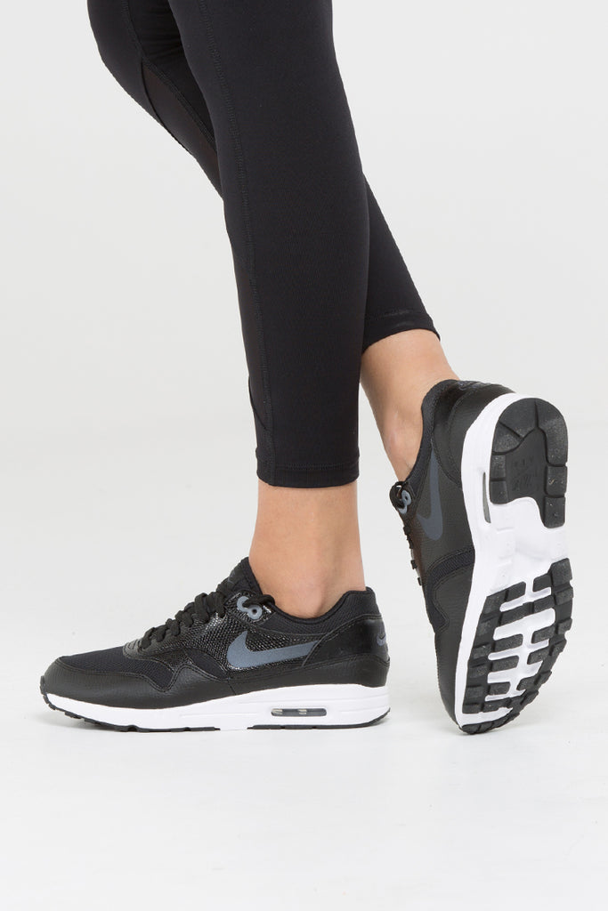 nike air max 1 ultra women's black nz nike air max 1 ultra women's black nz