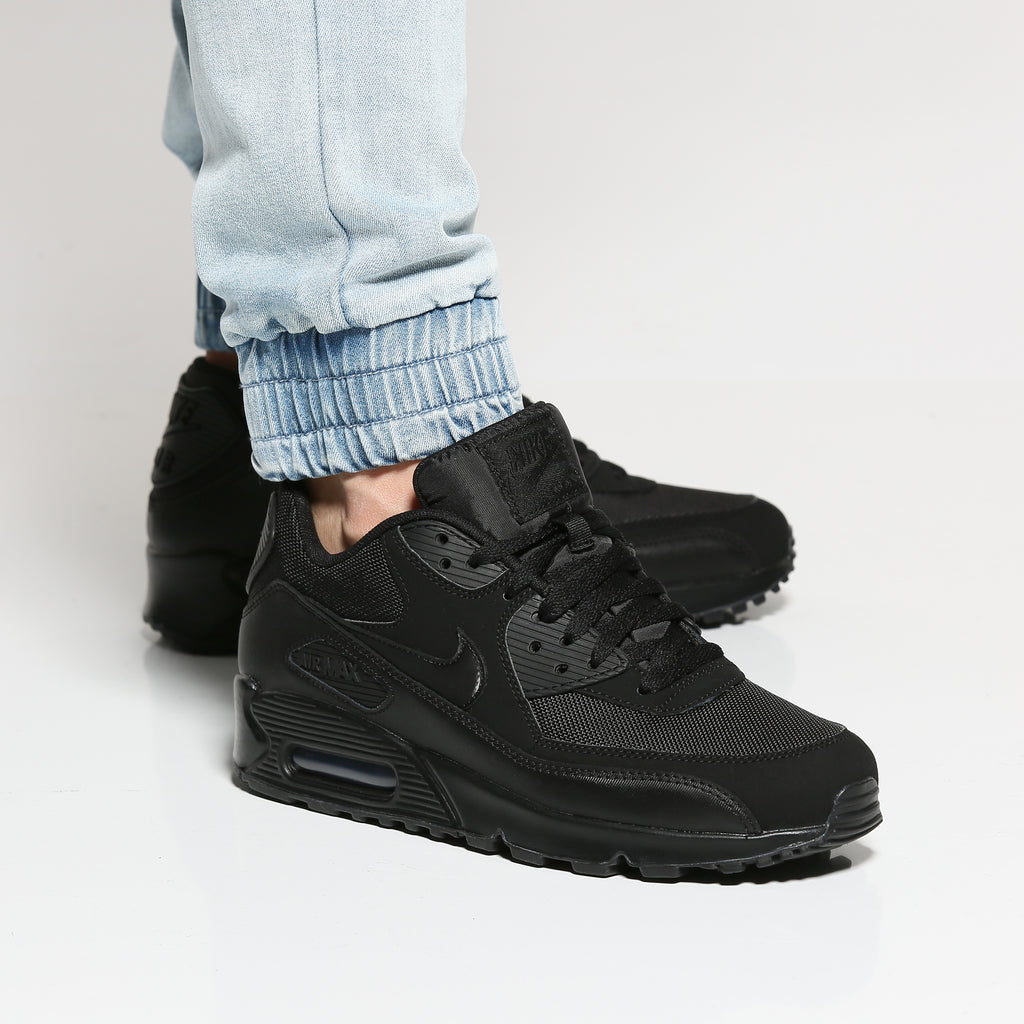 Nike Air Max 90 Essential BlackBlack Nike Air Max 90 Essential BlackBlack