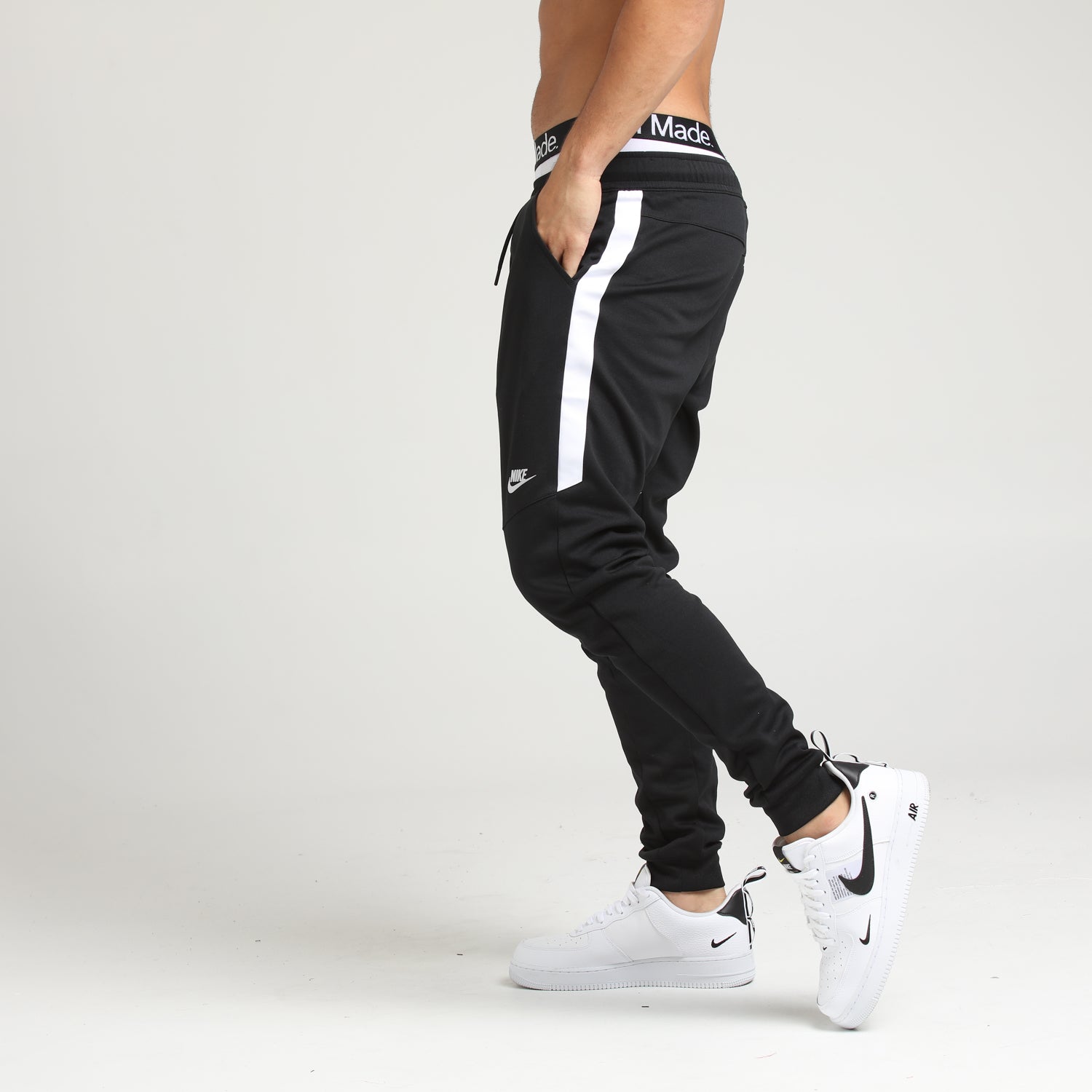 nike jogger pk