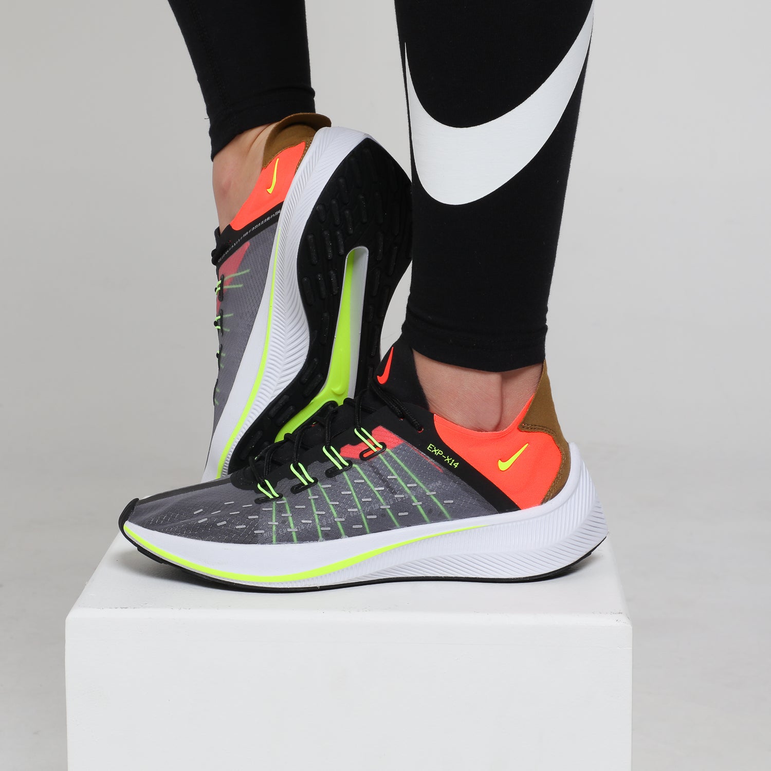 nike exp 14 womens
