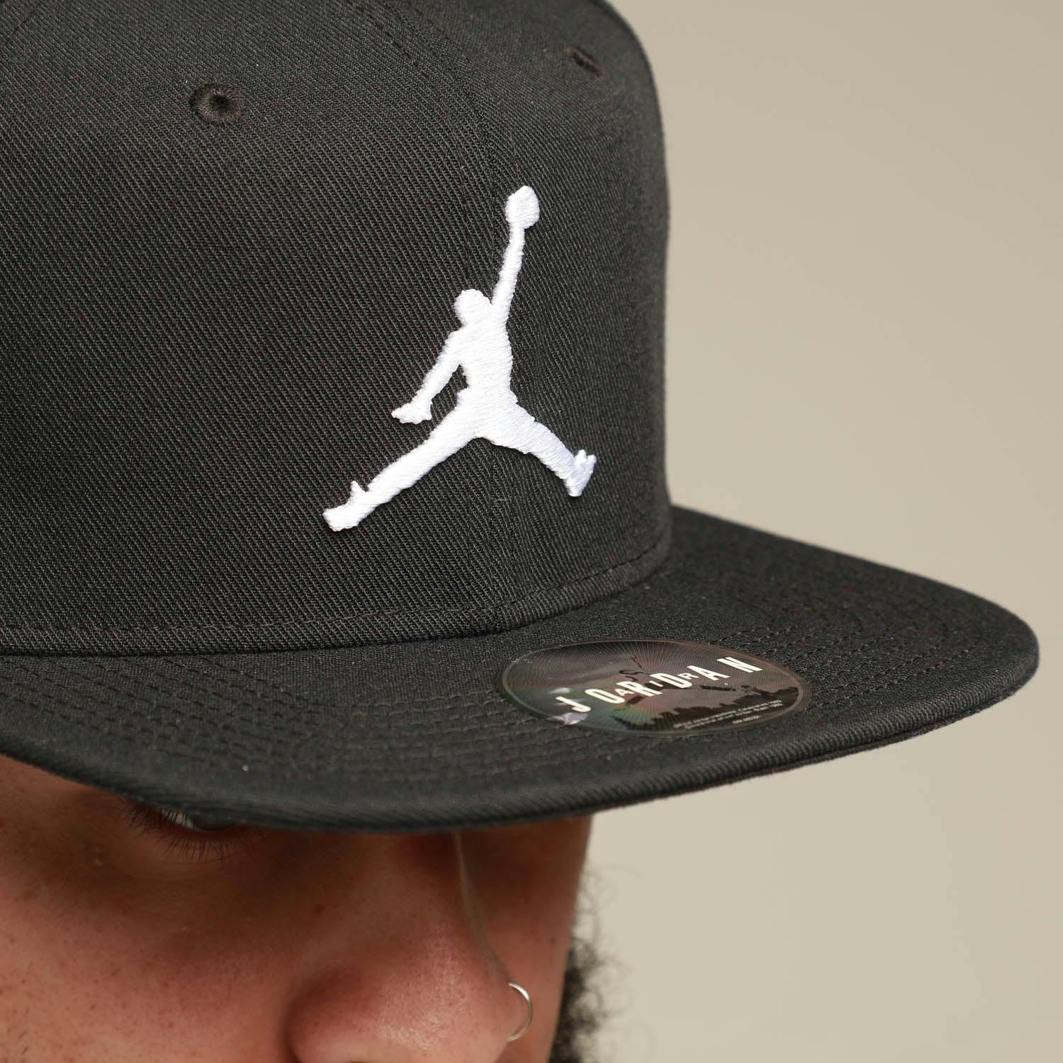 black and white jumpman pro