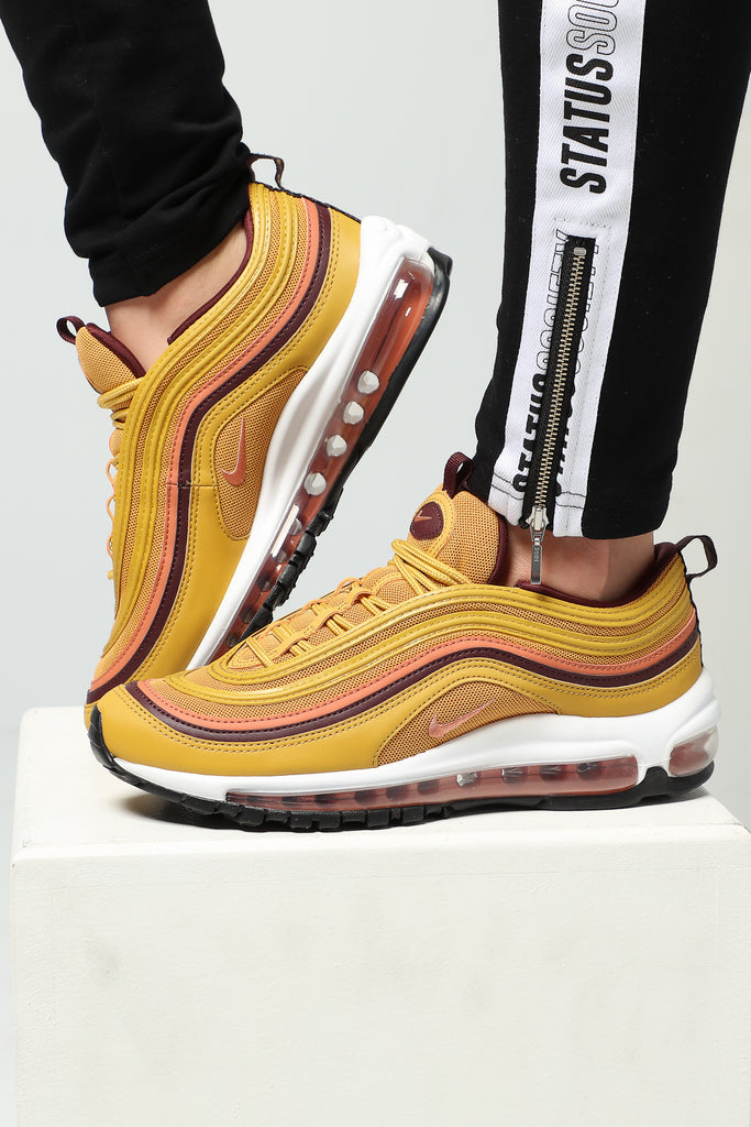Women's Nike Culture Kings – Culture Kings NZ nike air max thea se sneaker rose gold $66.00