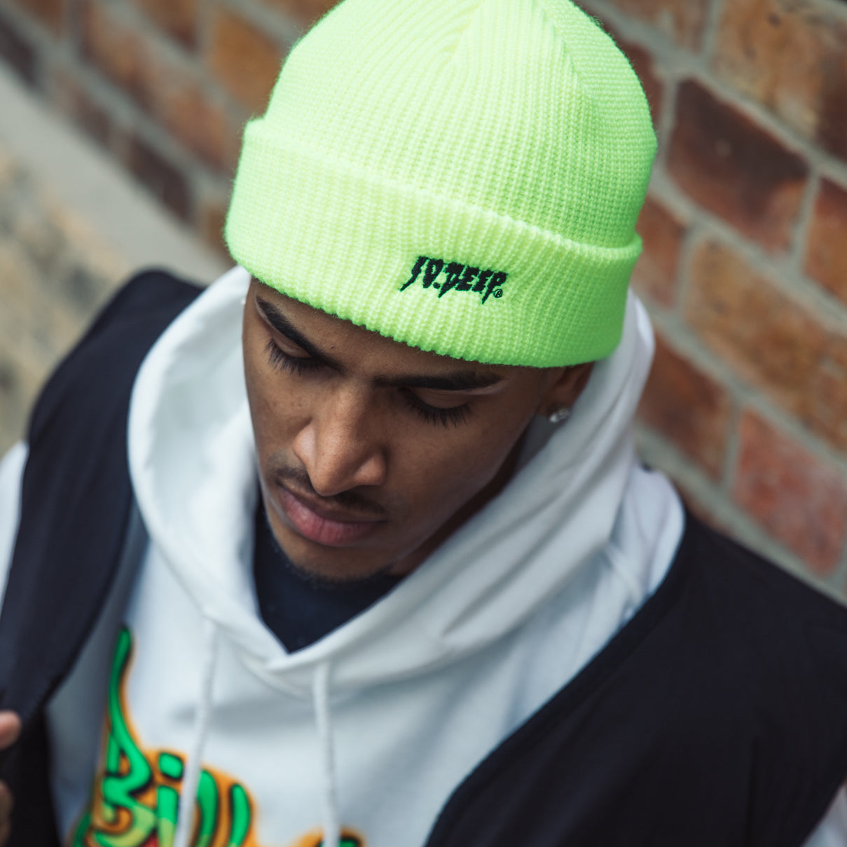10 deep beanie